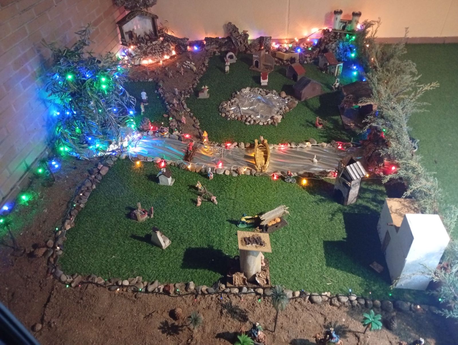 J.M.F.R. - Belén situado en una vivienda de Villares de la Reina (2).jpg