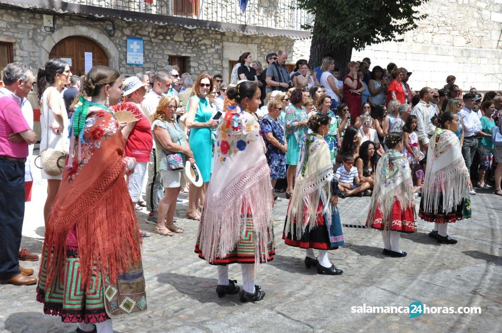 Mogarraz procesión bailes serranos (51)