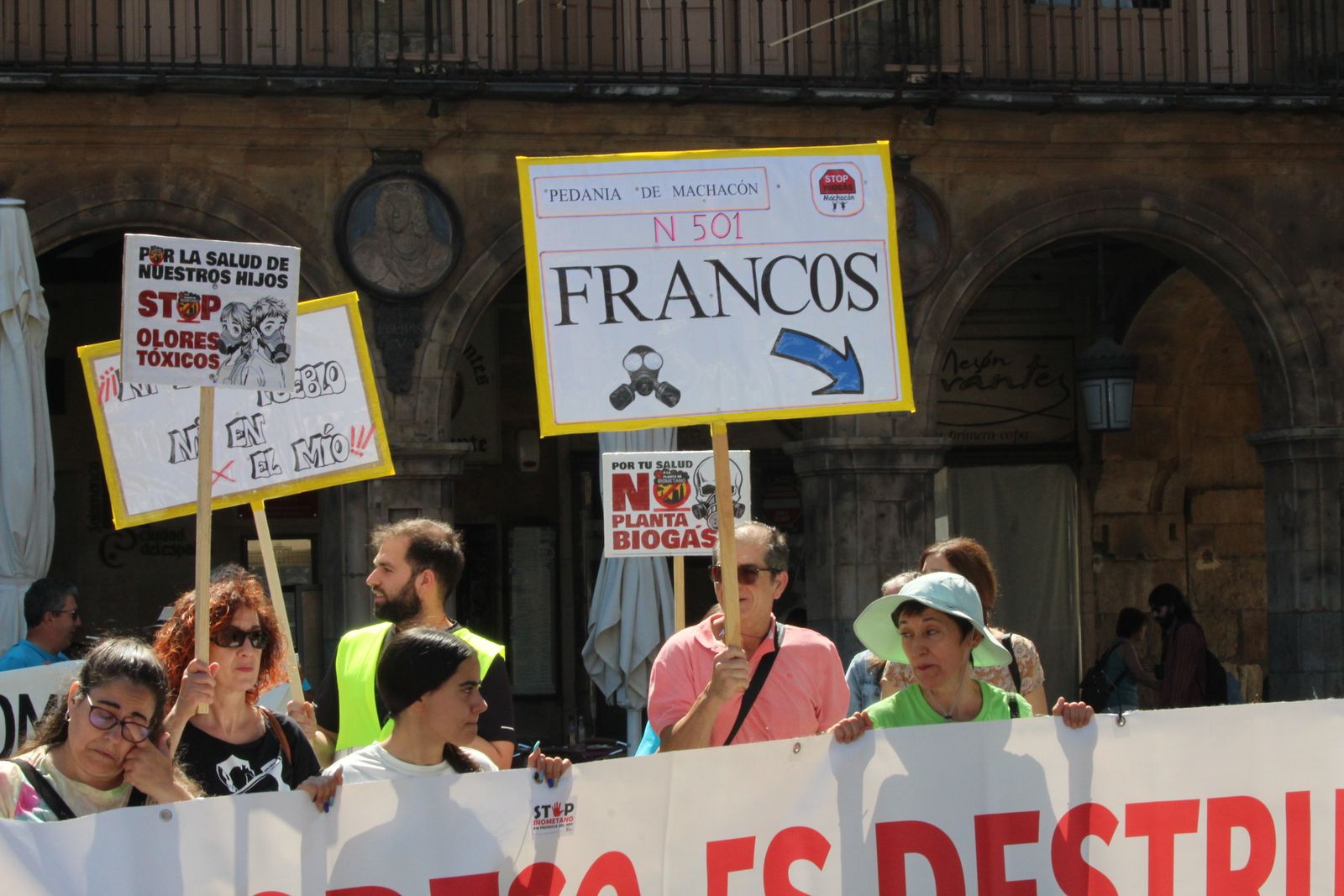 Manifestación Biogás en la Plaza Mayor de Salamanca