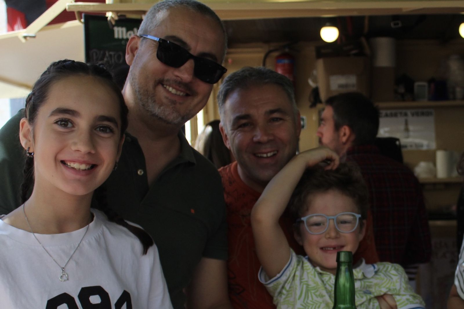 Ambiente en la Feria de Día en el mediodía de este
