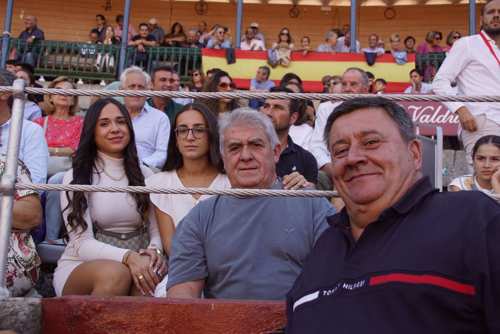 Así han vivido los salmantinos el primer festejo de la feria taurina 2025: imágenes del ambiente en los tendidos y en el patio de cuadrillas