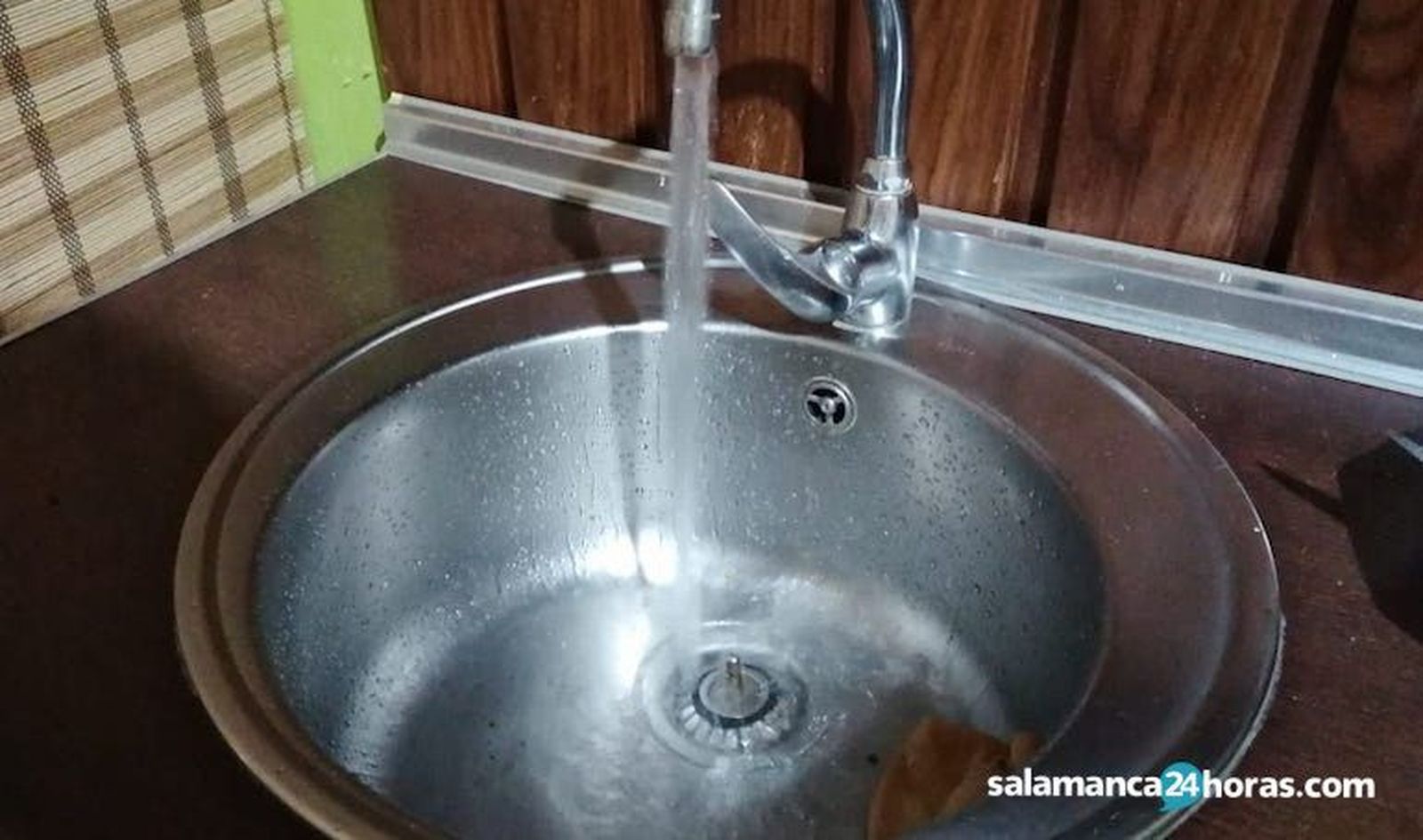 agua grifo en Pereña