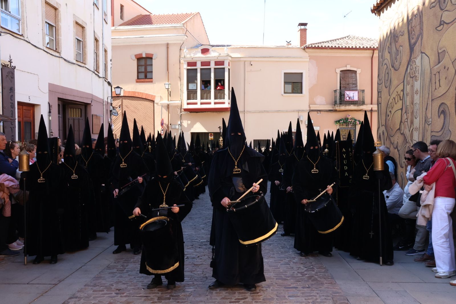 GALERÍA | Revive en imágenes la procesión del Santo Entierro
