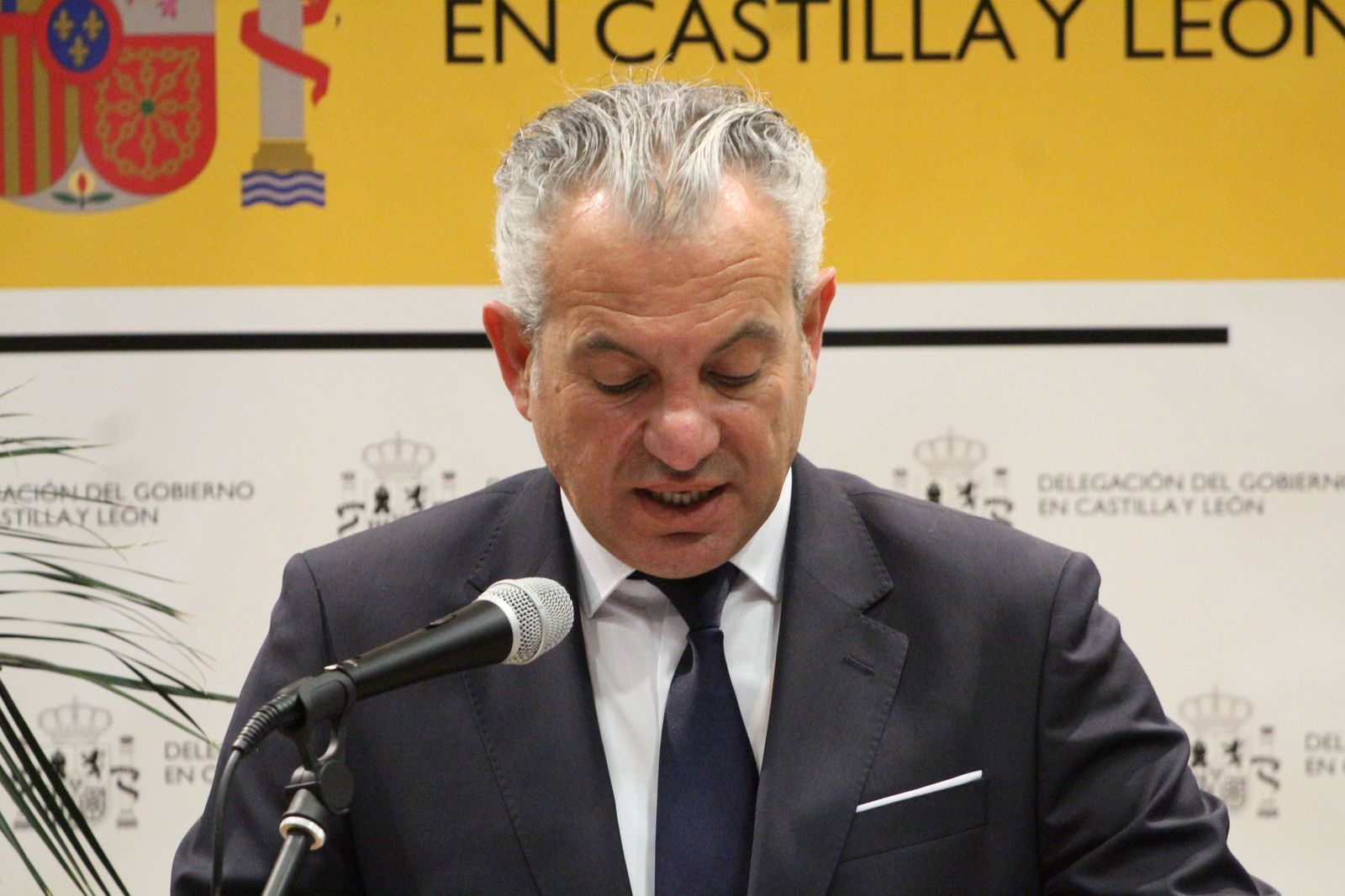 Acto de entrega a título póstumo de la Encomienda de la Orden del Mérito Civil a Encarnación Pérez Álvarez.