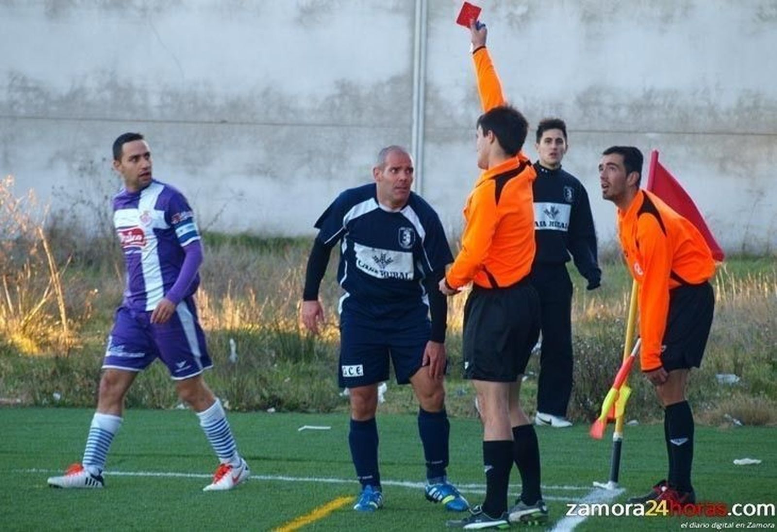Peñaranda y Medinense quieren olvidarse del descenso