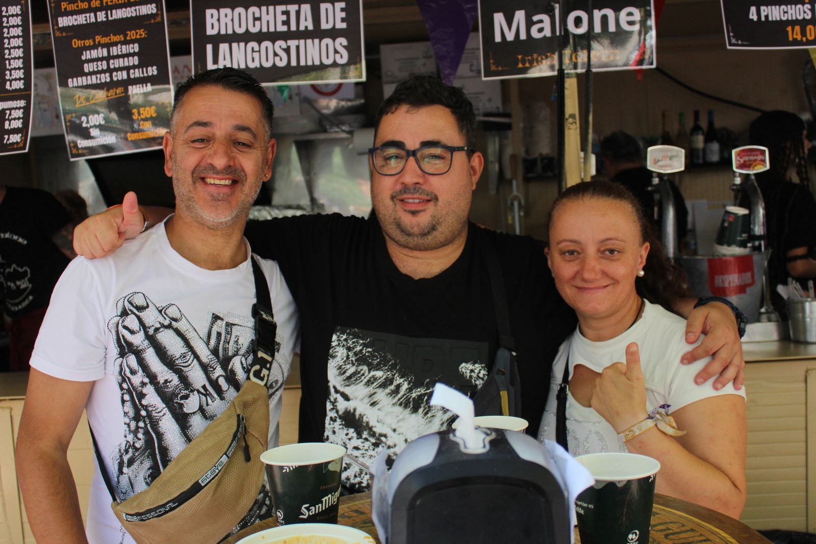 Ambiente en la Feria de Día en el mediodía de este