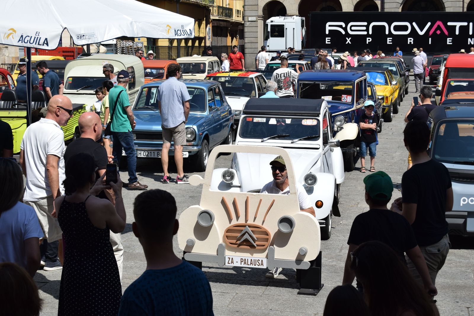 xxi-concentracion-internacional-de-citroeen-2cv-y-clasicos-35