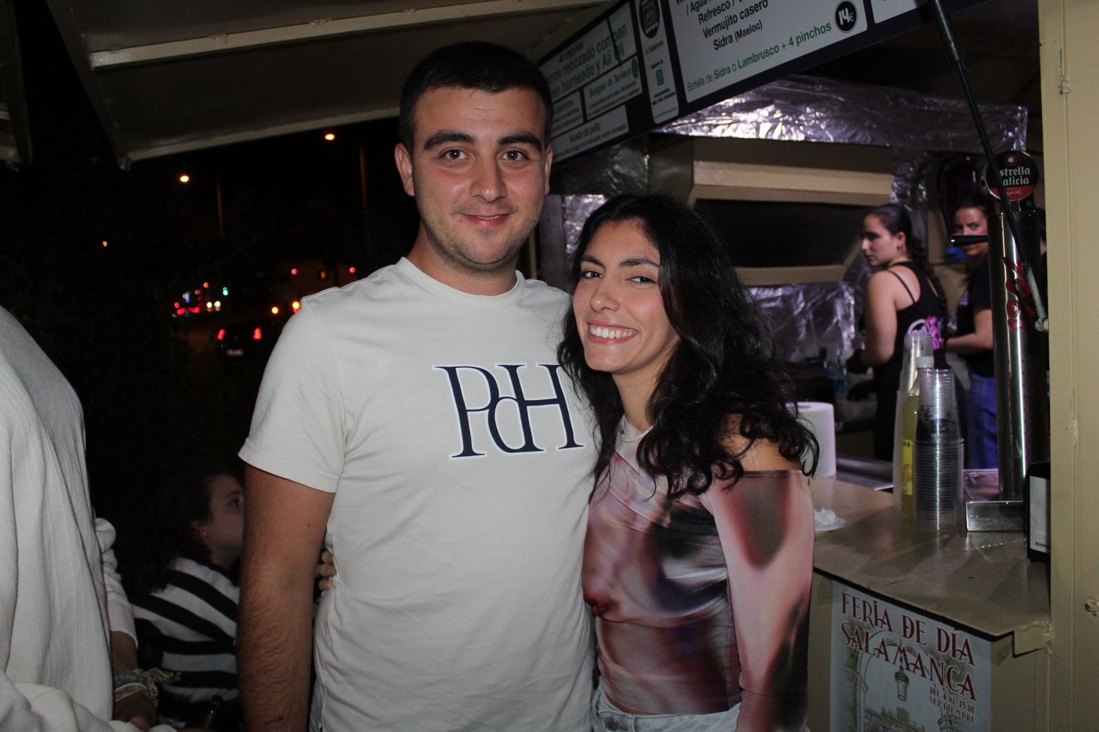 Ambiente en la Feria de Día en la tarde de este lunes