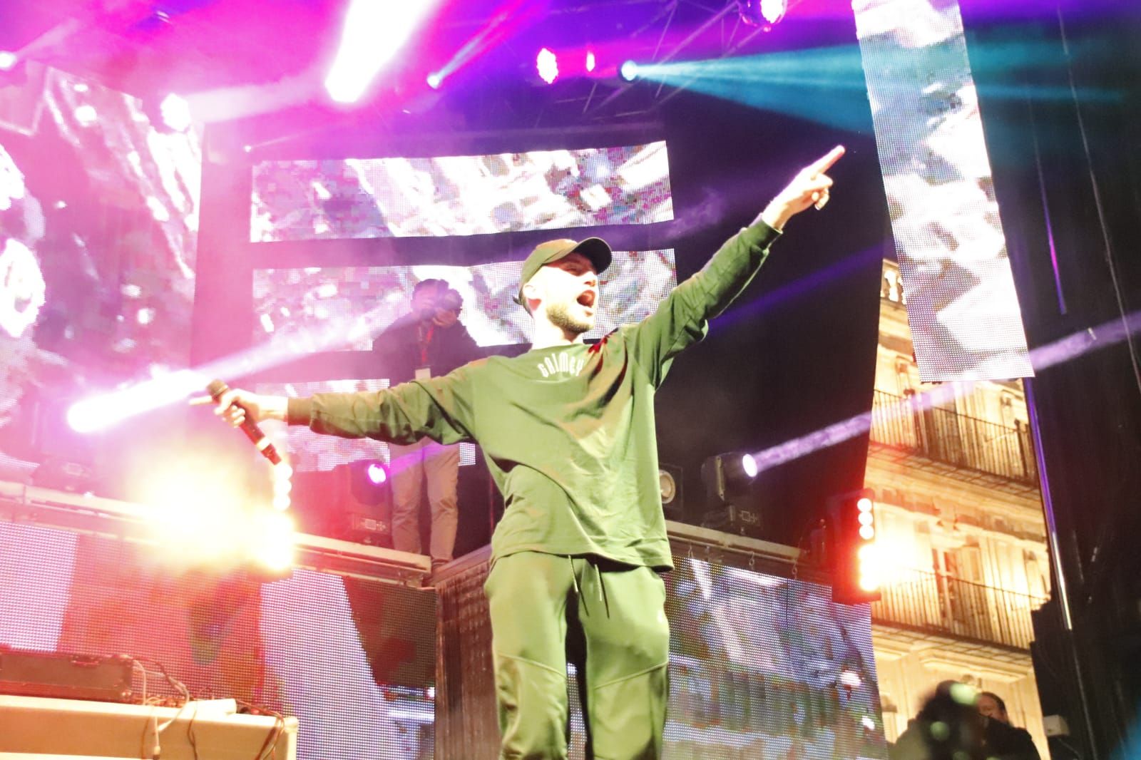 whatsapp-image-2022-12-16-at-00-41-01-3