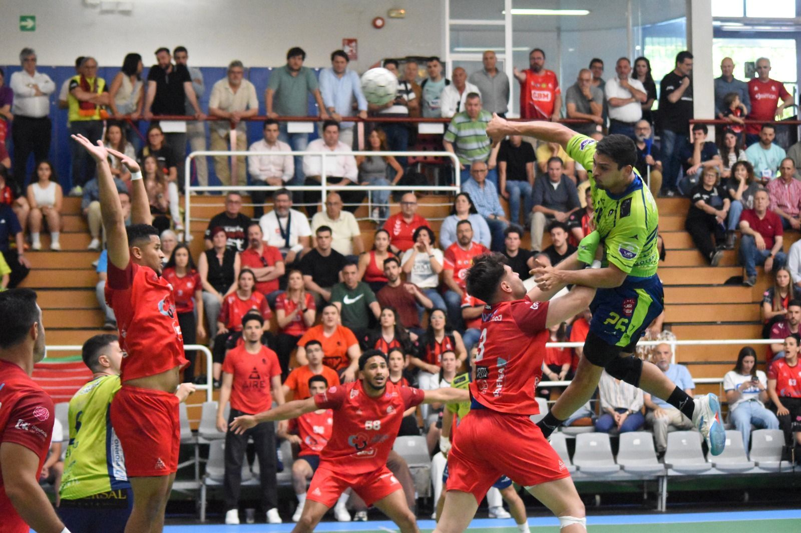 whatsapp-image-2025-05-16-at-20-20-49