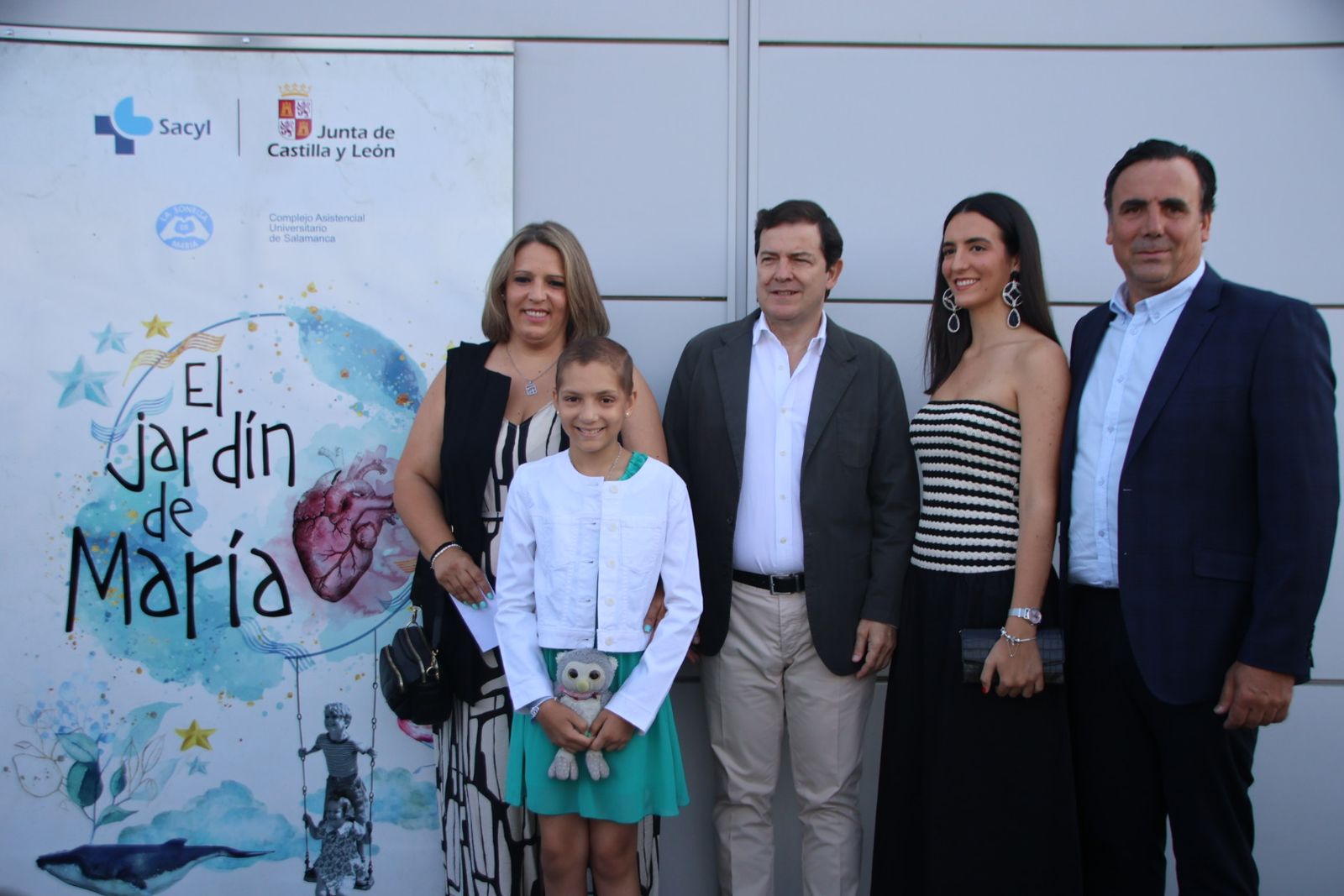 Presentación de la terraza “El Jardín de María”, Hospital Universitario de Salamanca