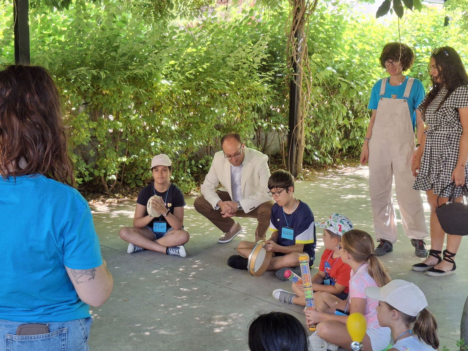 El alcalde de Ciudad Rodrigo visita a los niños en el inicio de las Actividades de Verano