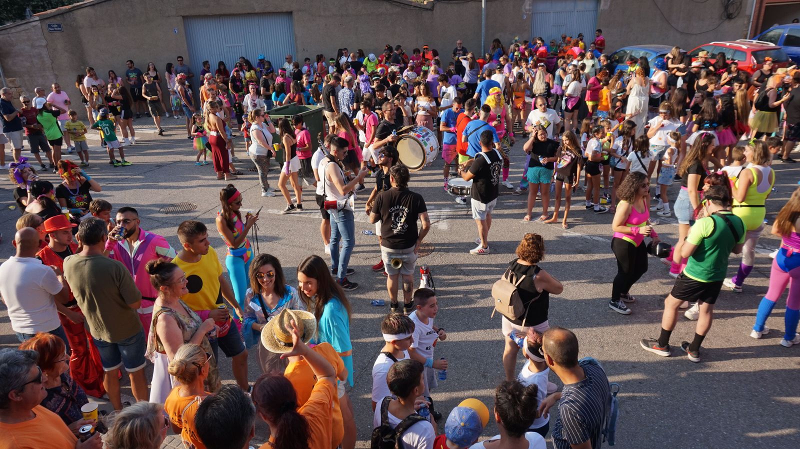 desfile-de-penas-en-castellanos-de-moriscos-30