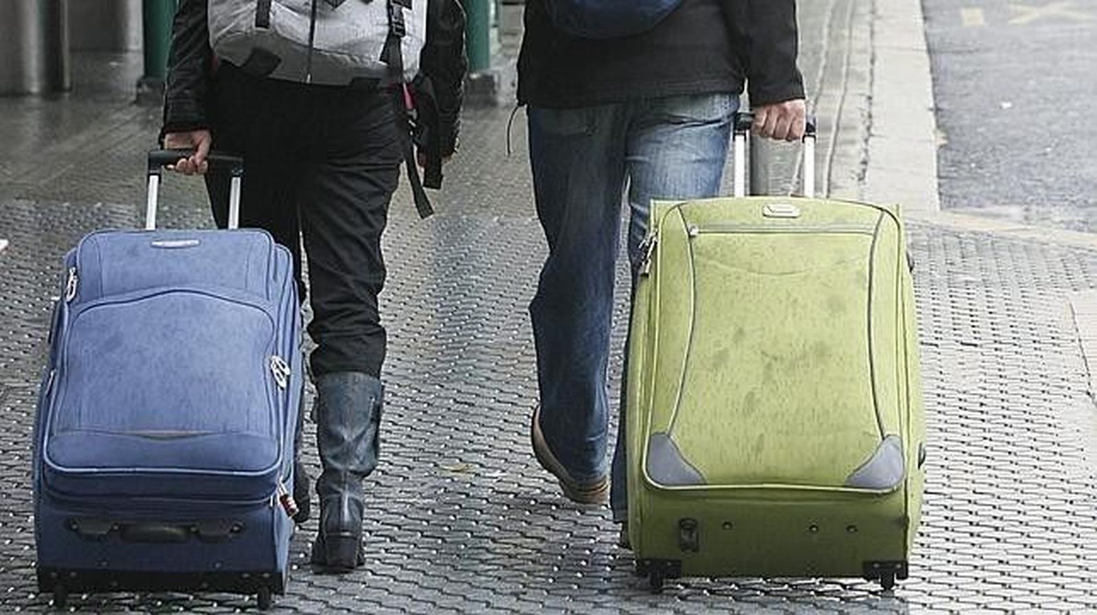 Subvenciona con 36.000 euros a asociaciones de emigrantes y a la Federación de Casas Regionales y Provinciales