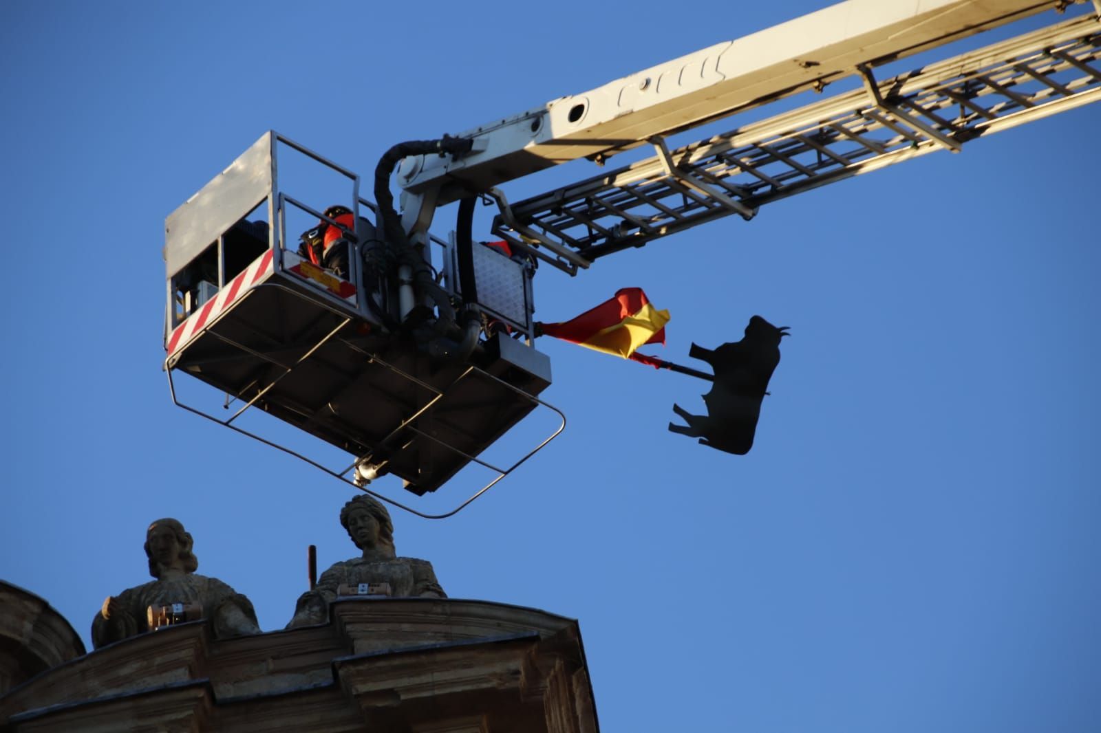 La Mariseca ya luce en la Plaza Mayor