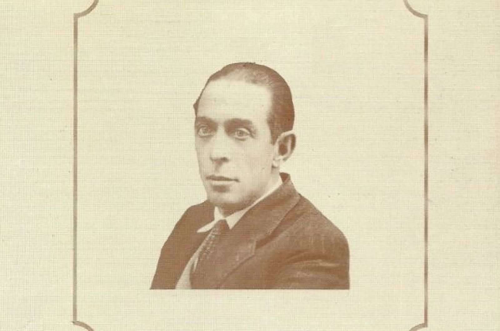 El escritor salmantino, José Sánchez Rojas