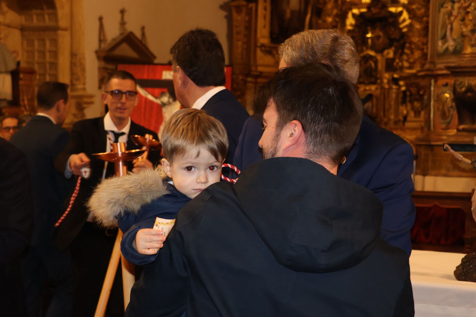 GALERÍA | Silencio rito entrada