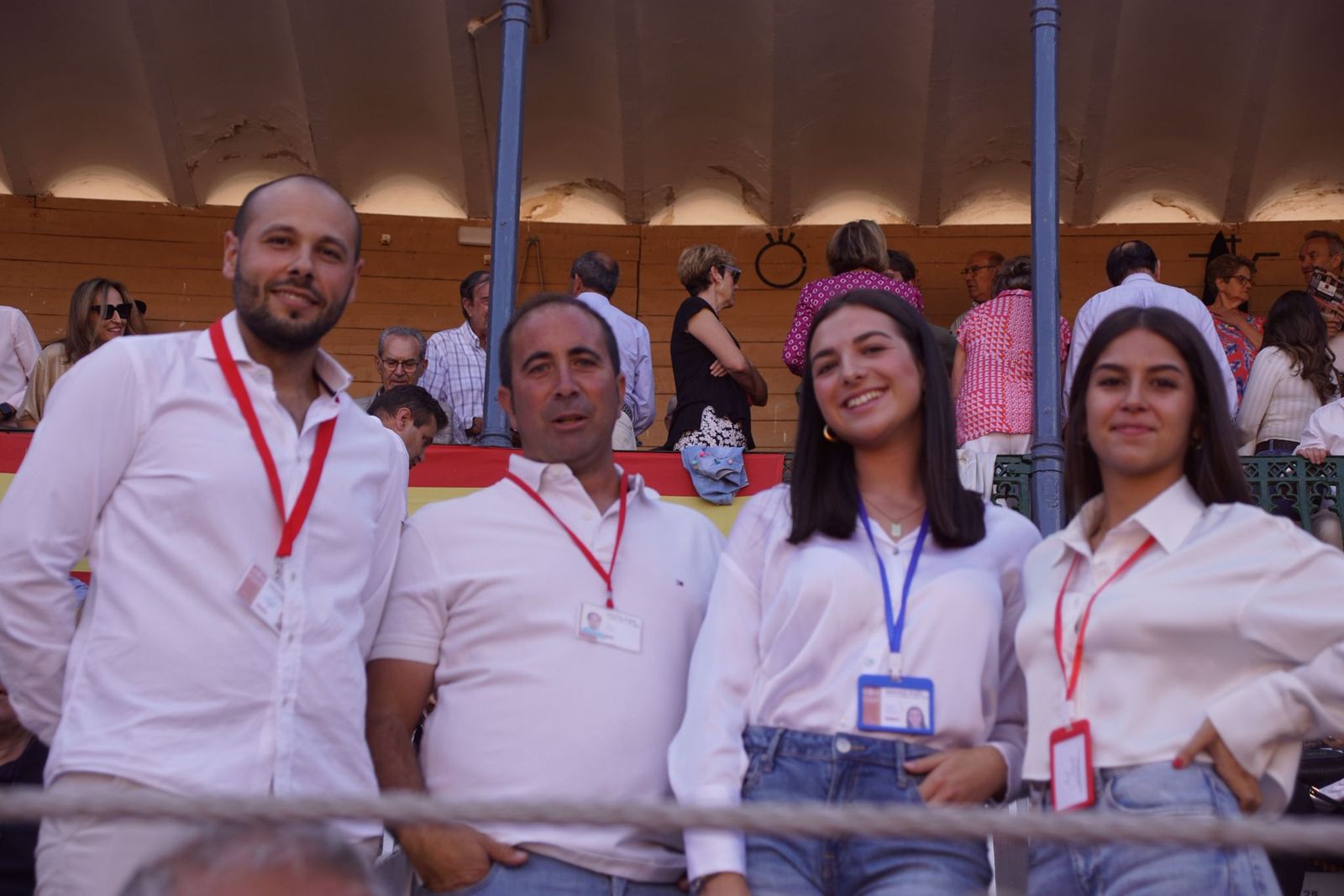 Así han vivido los salmantinos el primer festejo de la feria taurina 2025: imágenes del ambiente en los tendidos y en el patio de cuadrillas