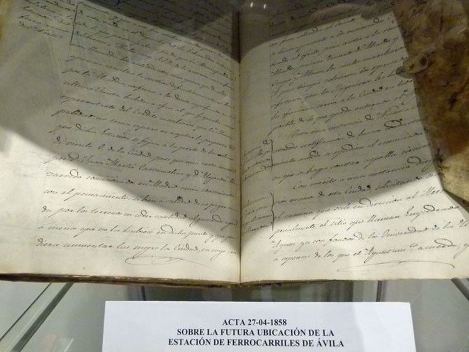 Recuerdos de 150 años de ferrocarril