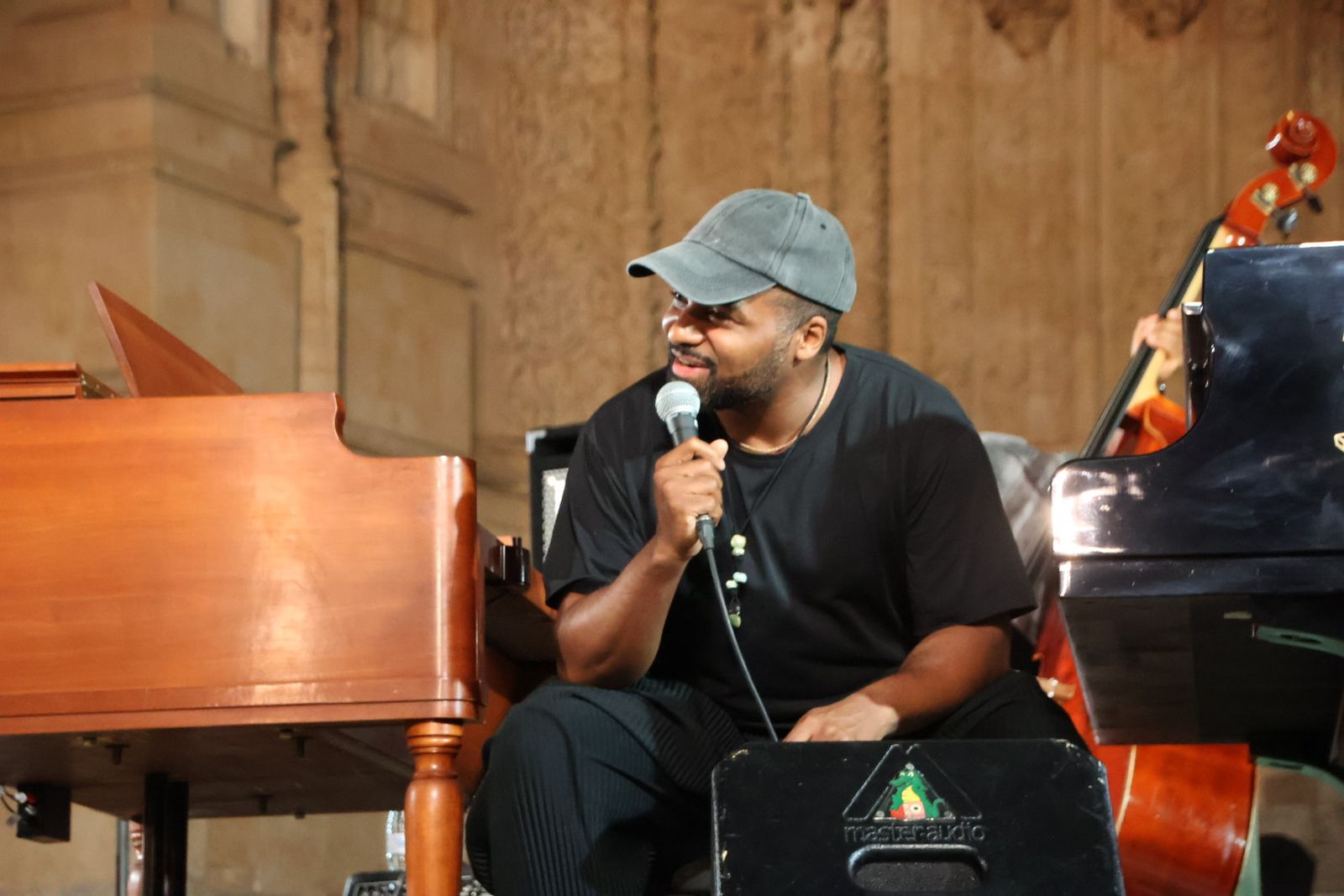 Concierto de jazz del grupo Sullivan Fortner y Peter Bernstein en el Patio Chico de Salamanca