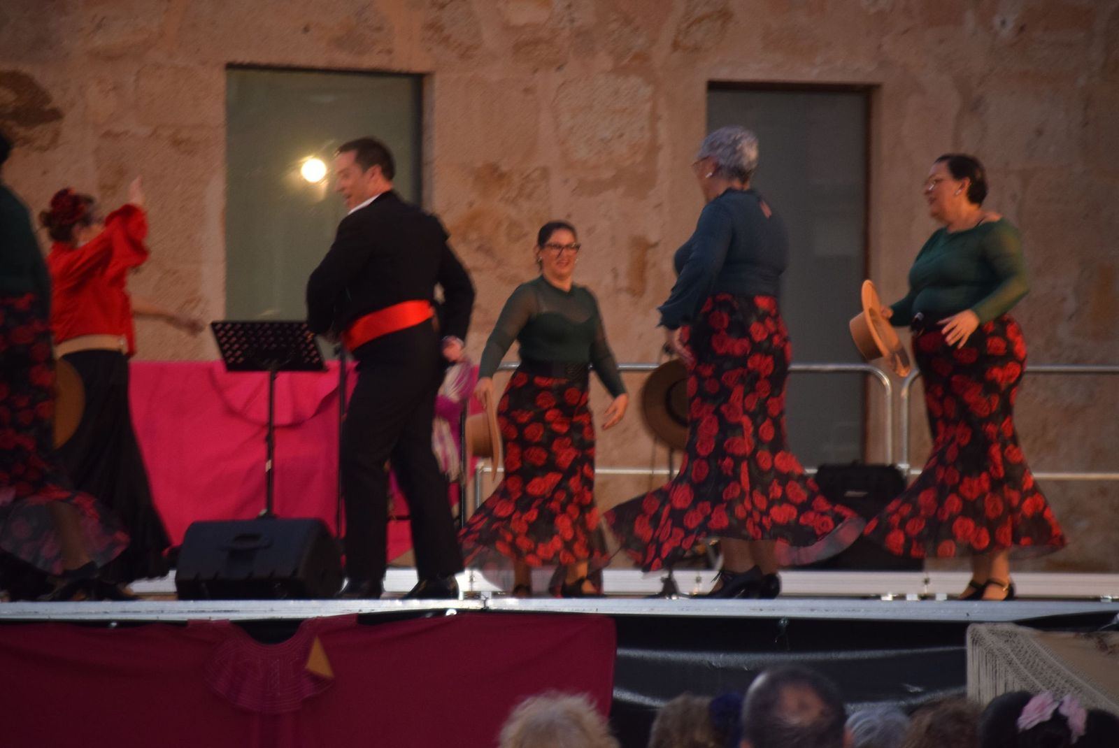 Arte rociero a los pies de la Catedral