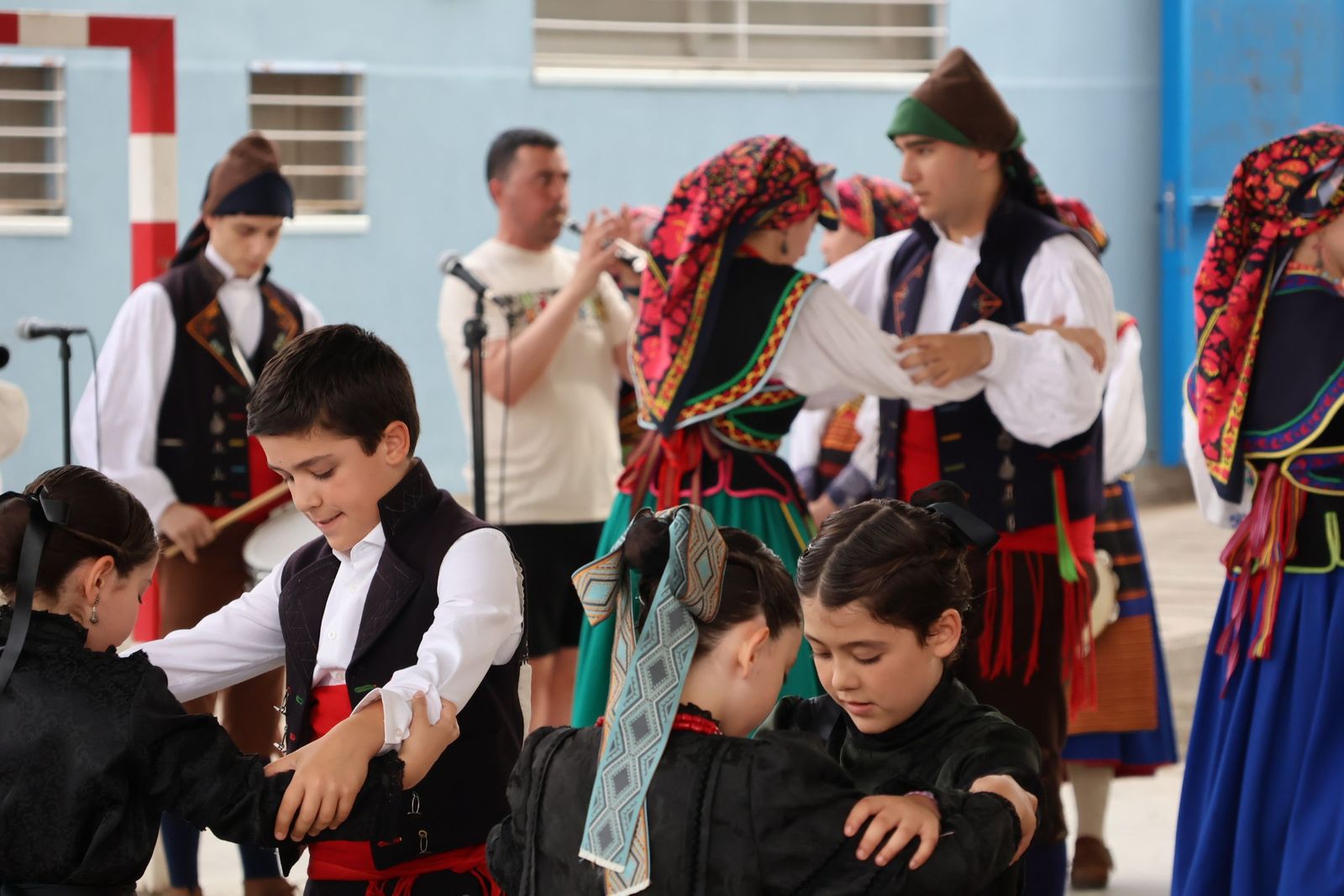 actuacion-fin-de-curso-de-la-escuela-de-baile-dona-urraca-18