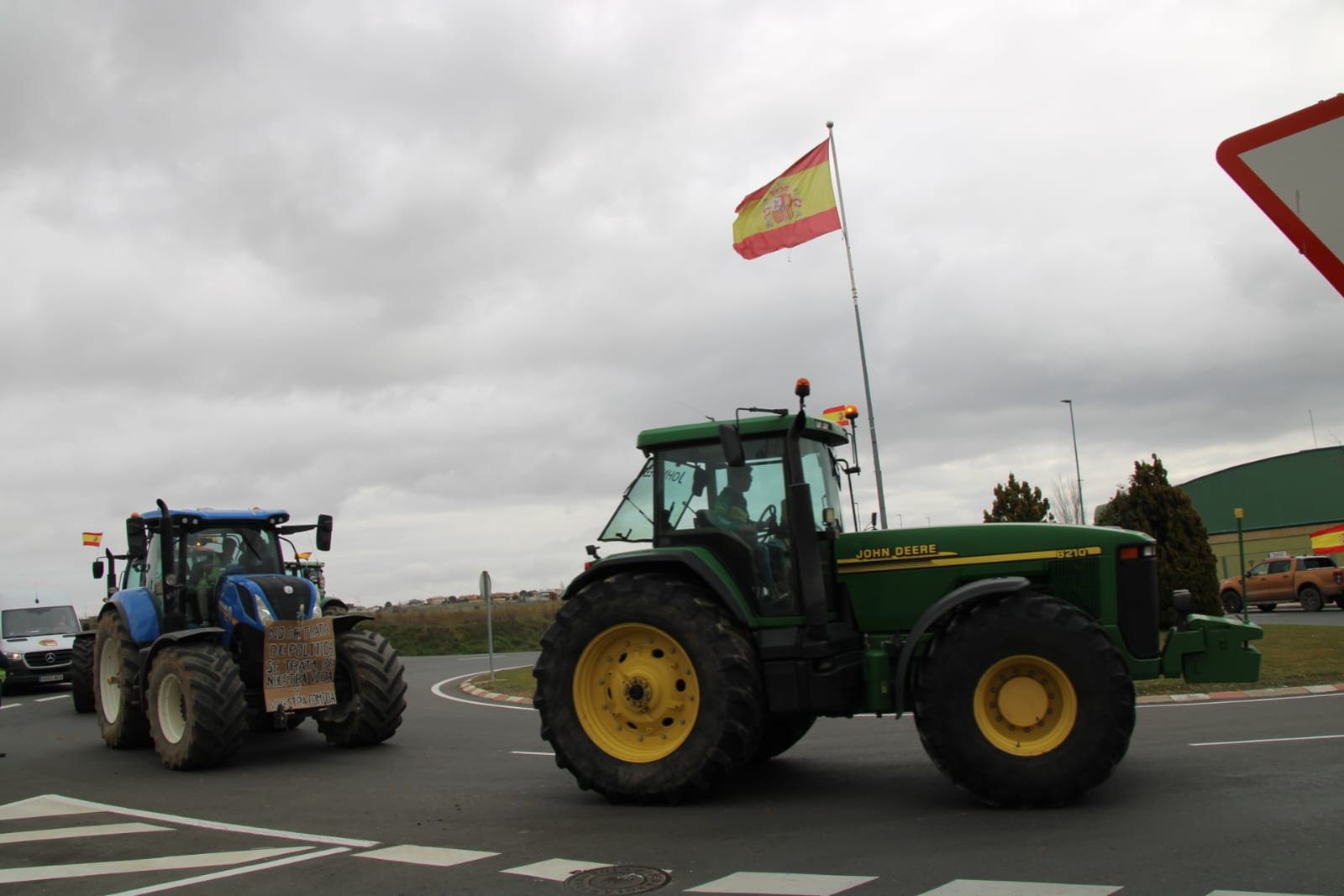 whatsapp-image-2024-02-07-at-13-27-49