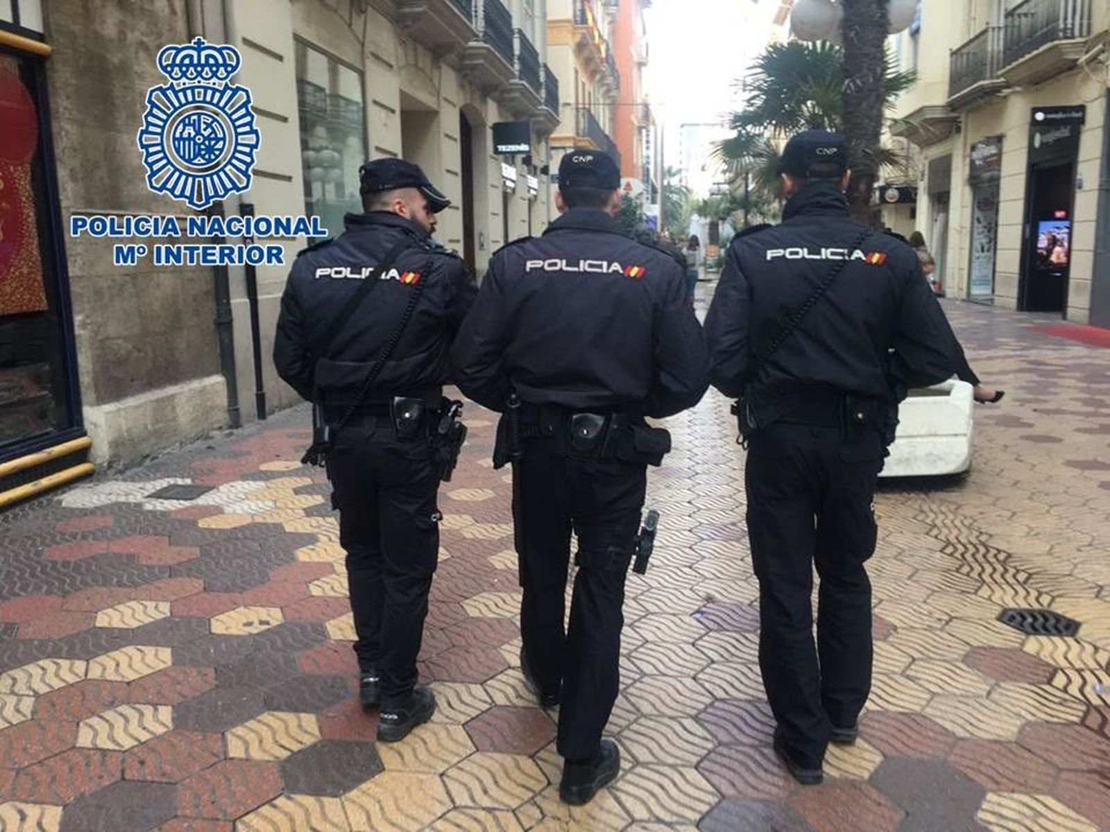 Sucesos.- Detienen a un hombre por agredir al novio de su expareja en un apartamento del sur de Gran Canaria