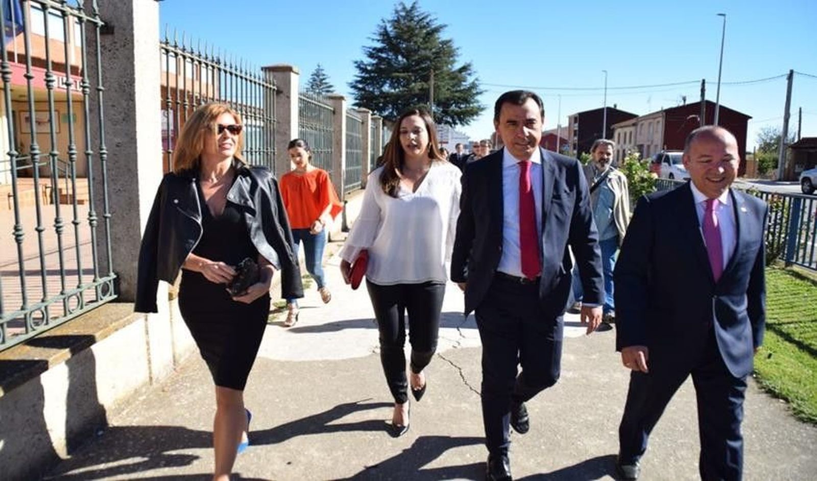 Ed98e081ba9549d5b92f790e3f1be3daCopy