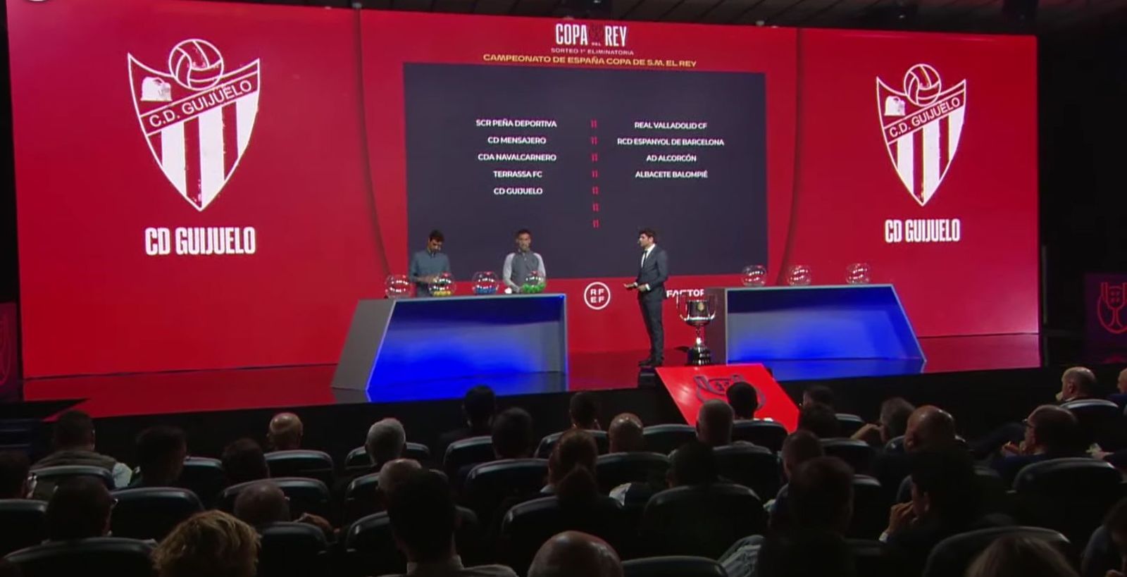 Sorteo de Copa del Rey, momento en el que sale la boda del Guijuelo