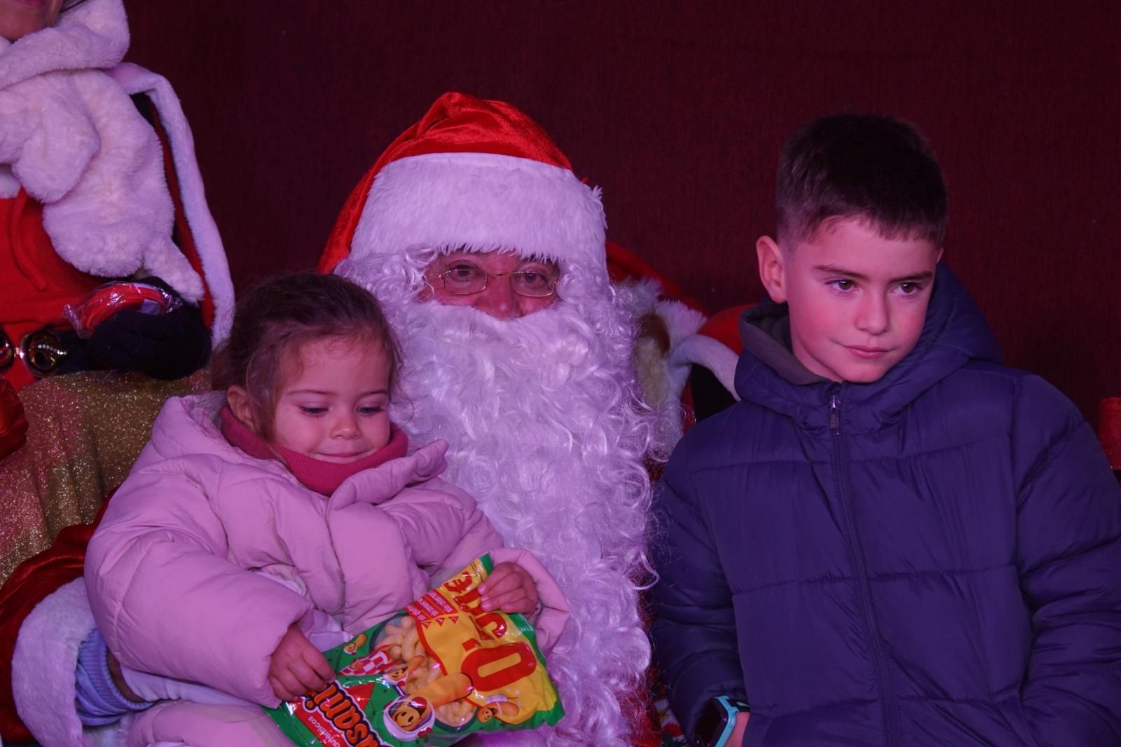 El Encinar recibe la visita de Papa Noel