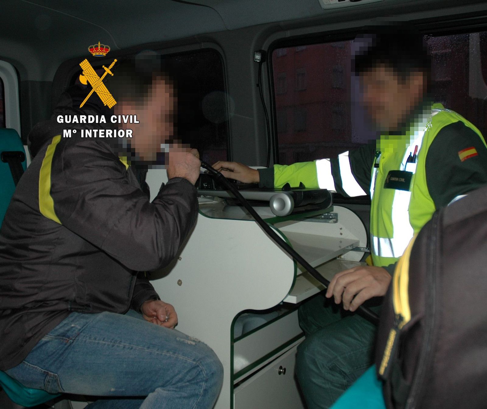 Control drogas alcohol guardia civil