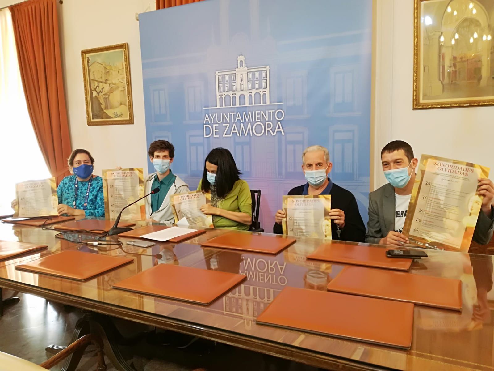 Presentación de las jornadas en homenaje a Antonio de la Cruz Brocarte