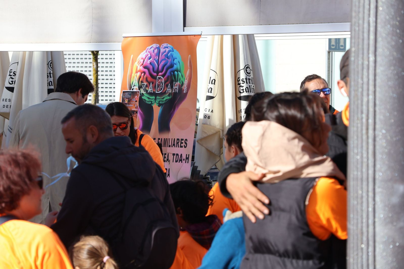 GALERÍA | El centro de Zamora se tiñe de naranja para visibilizar el TDAH