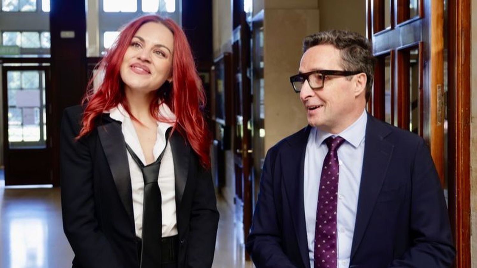 La astronauta Sara García visita la Universidad de Salamanca