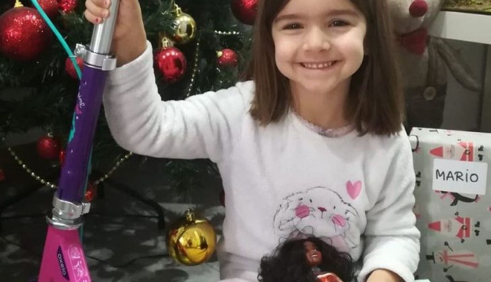 Maria y su patinete