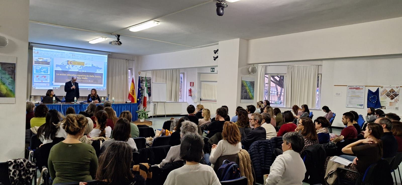 Salamanca promociona este sábado el estudio del español entre profesores de Italia en Génova Salamanca promociona este sábado el estudio del español entre profesores de Italia en Génova