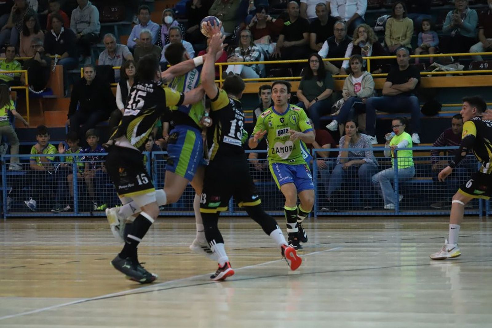 balonmano-zamora-enamora-alarcos-ciudad-real-18