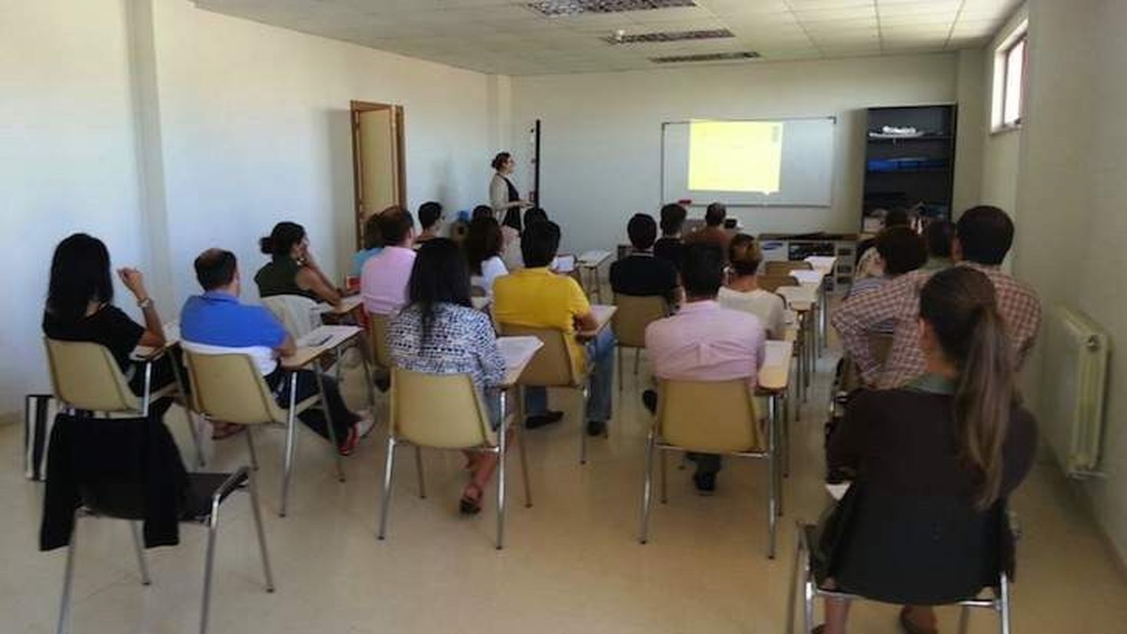 Adrecag se adentra en el mundo de la innovación industrial a través de una conferencia para empresarios