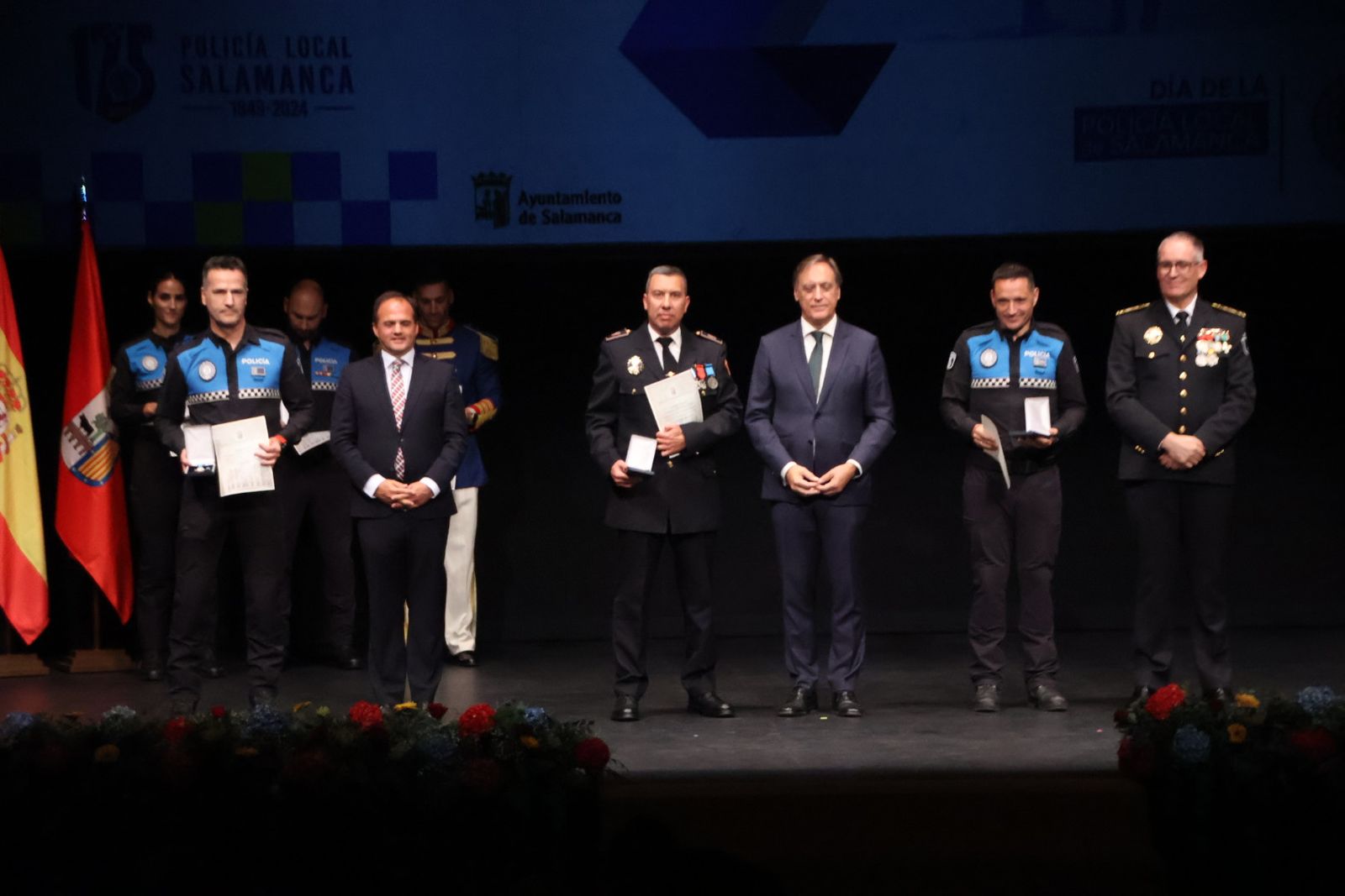 Día de la Policía Local en el Teatro Liceo