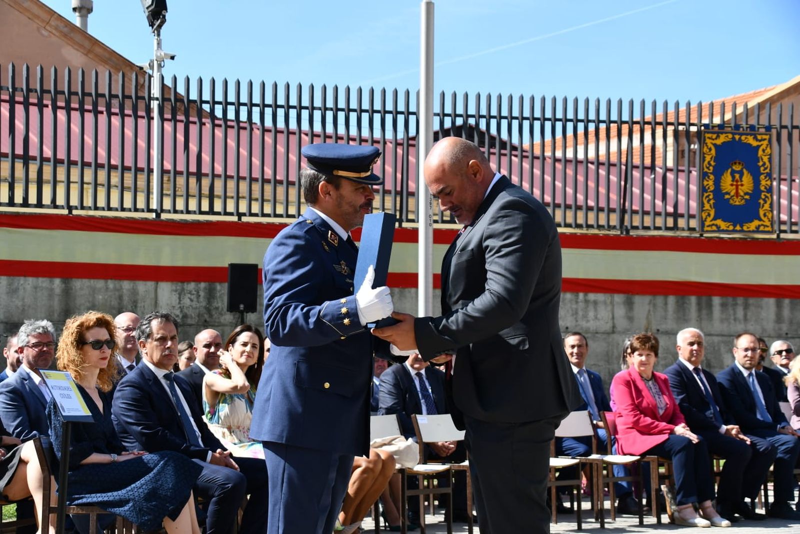 La Cátedra Extraordinaria Almirante Martín Granizo de la Universidad de Salamanca ha recibido el Premio “Defensa 2022”