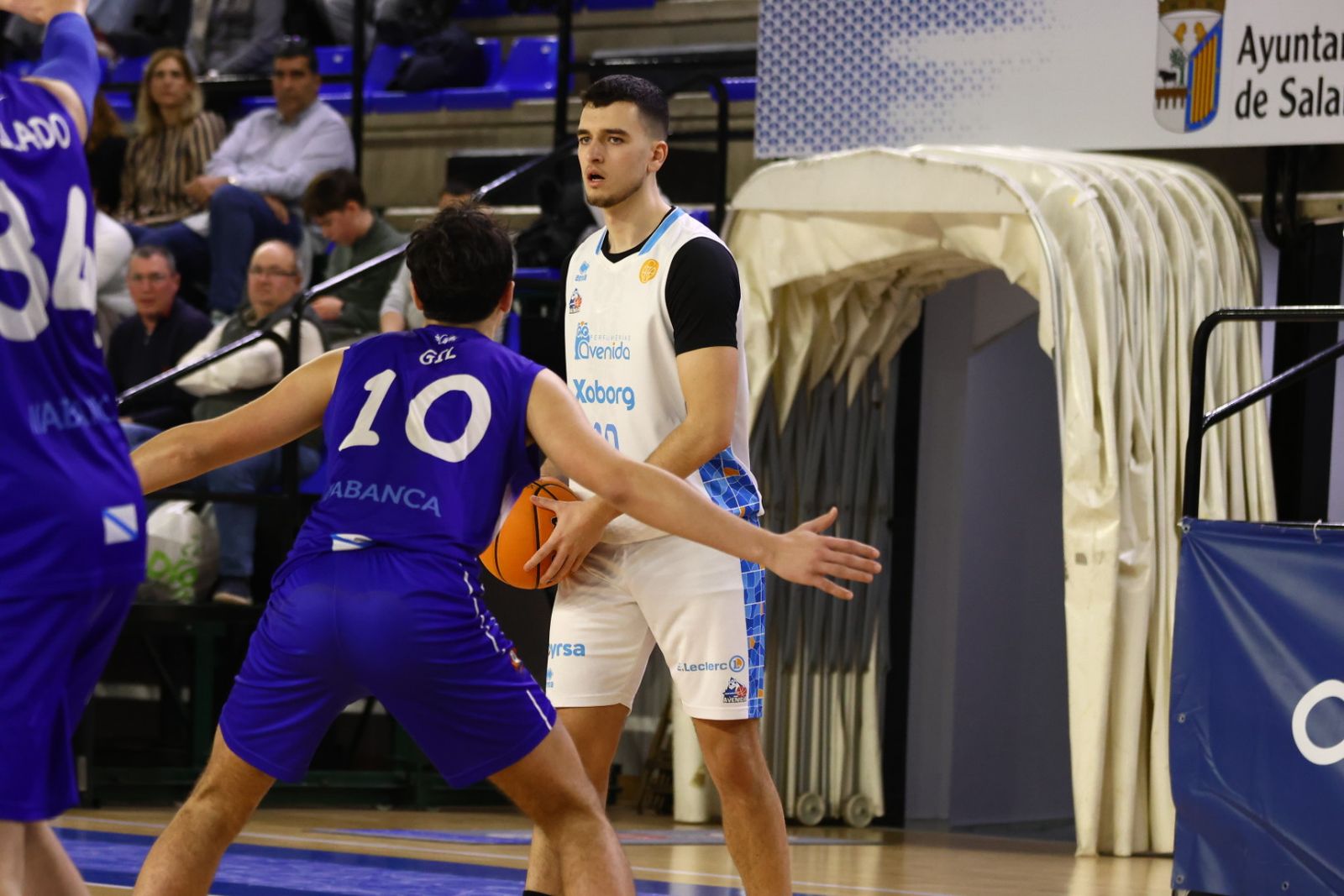 Perfumerías Avenida - CB Rosalía