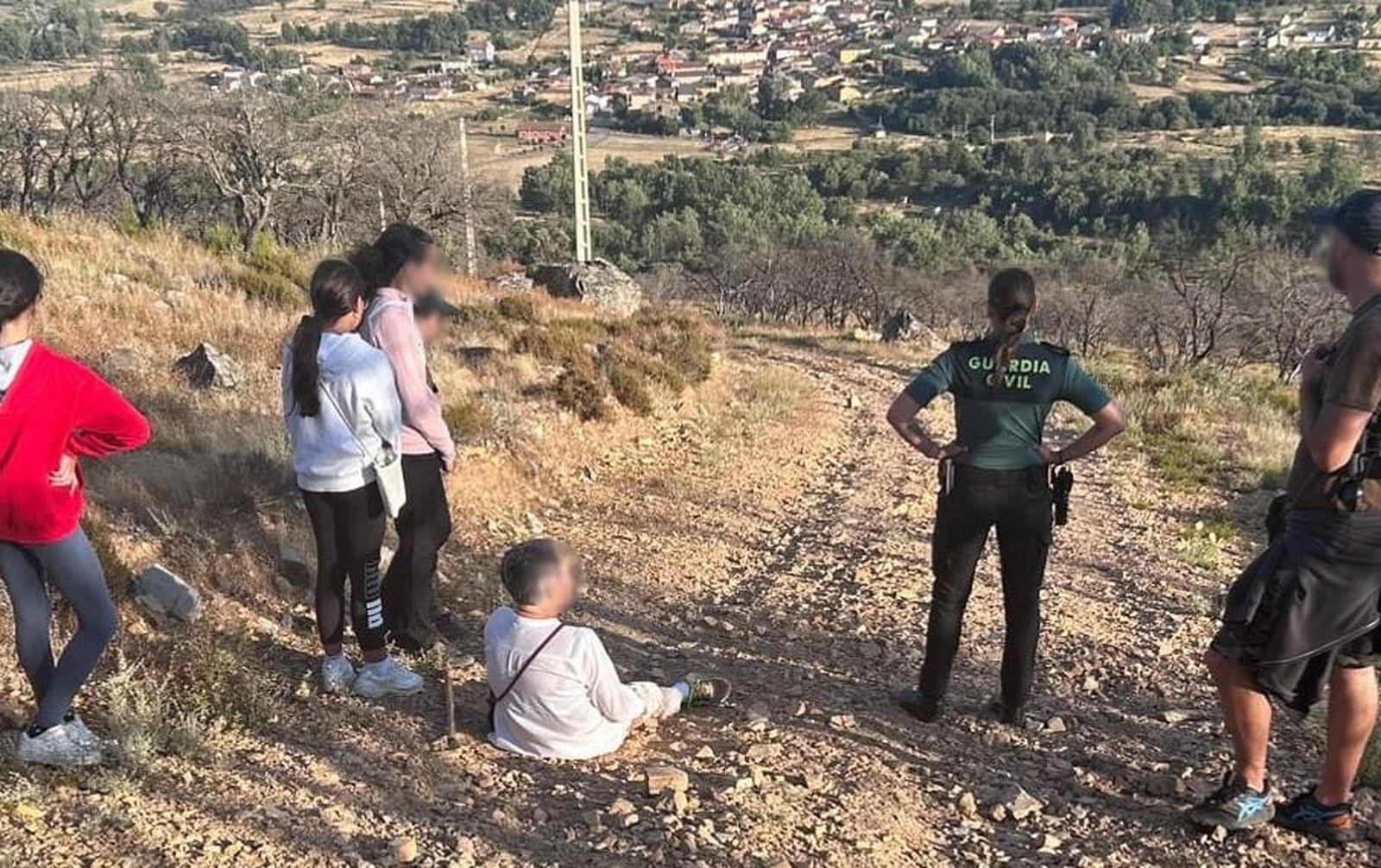 Imagen del rescate de la Guardia Civil en Otero de Bodas