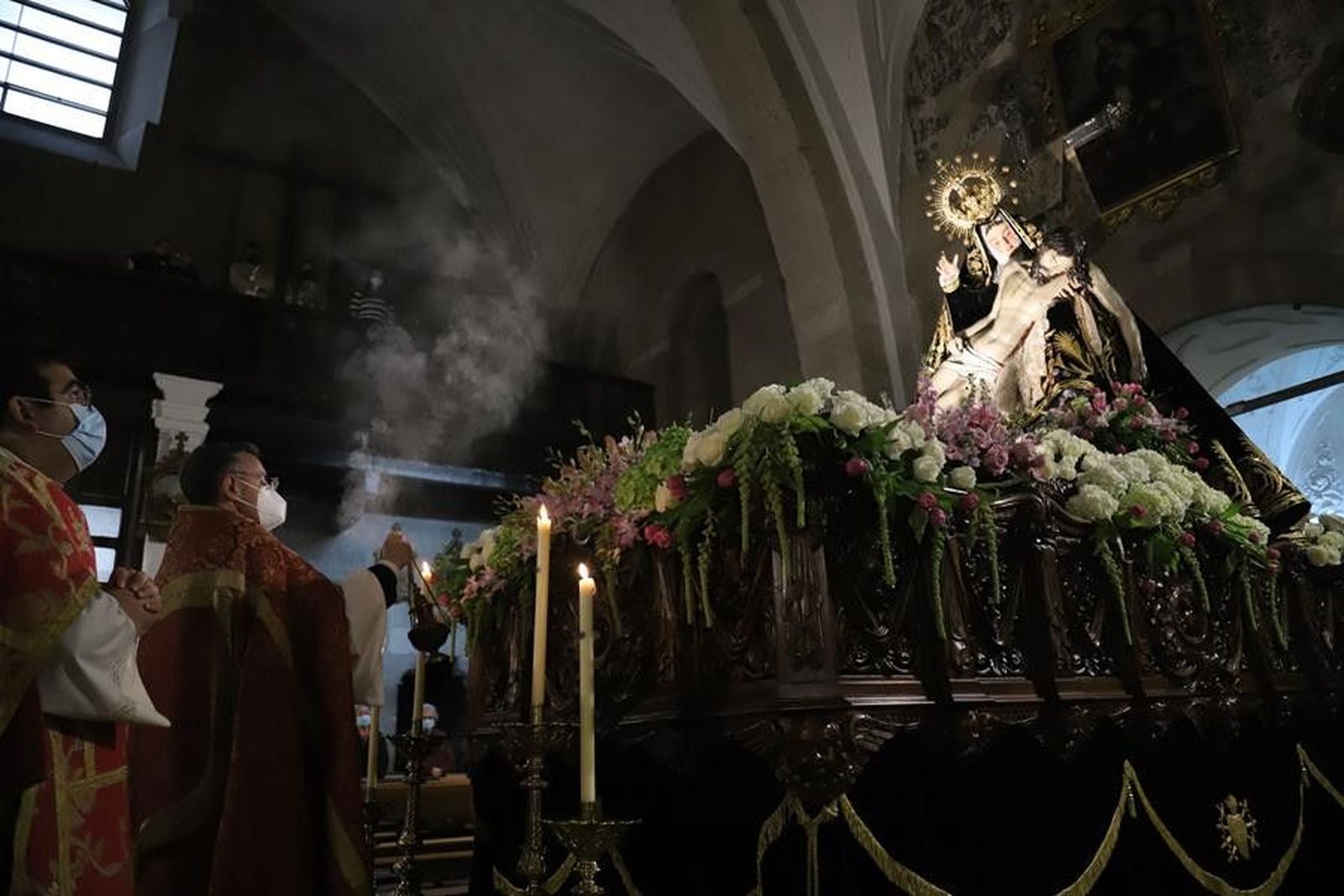Acto de oración a Nuestra Madre de las Angustias en la tarde de Viernes Santo