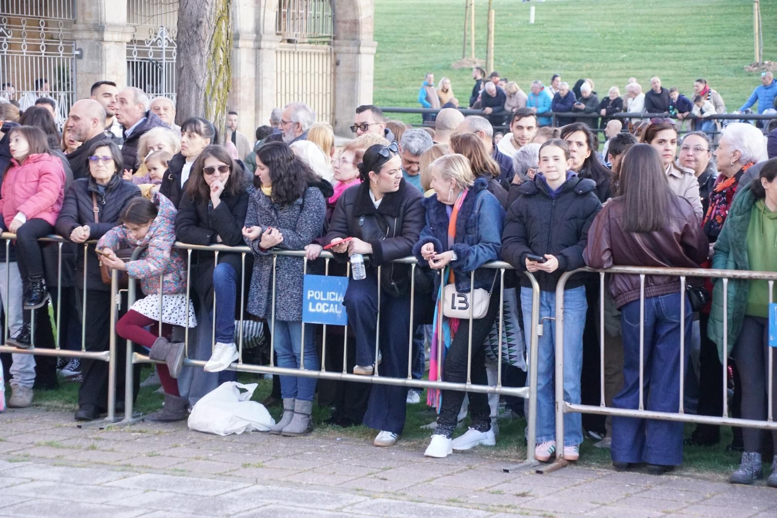 María Nuestra Madre y el Cristo del Amor y de la Paz en la procesión de la Semana Santa 2026 en Salamanca