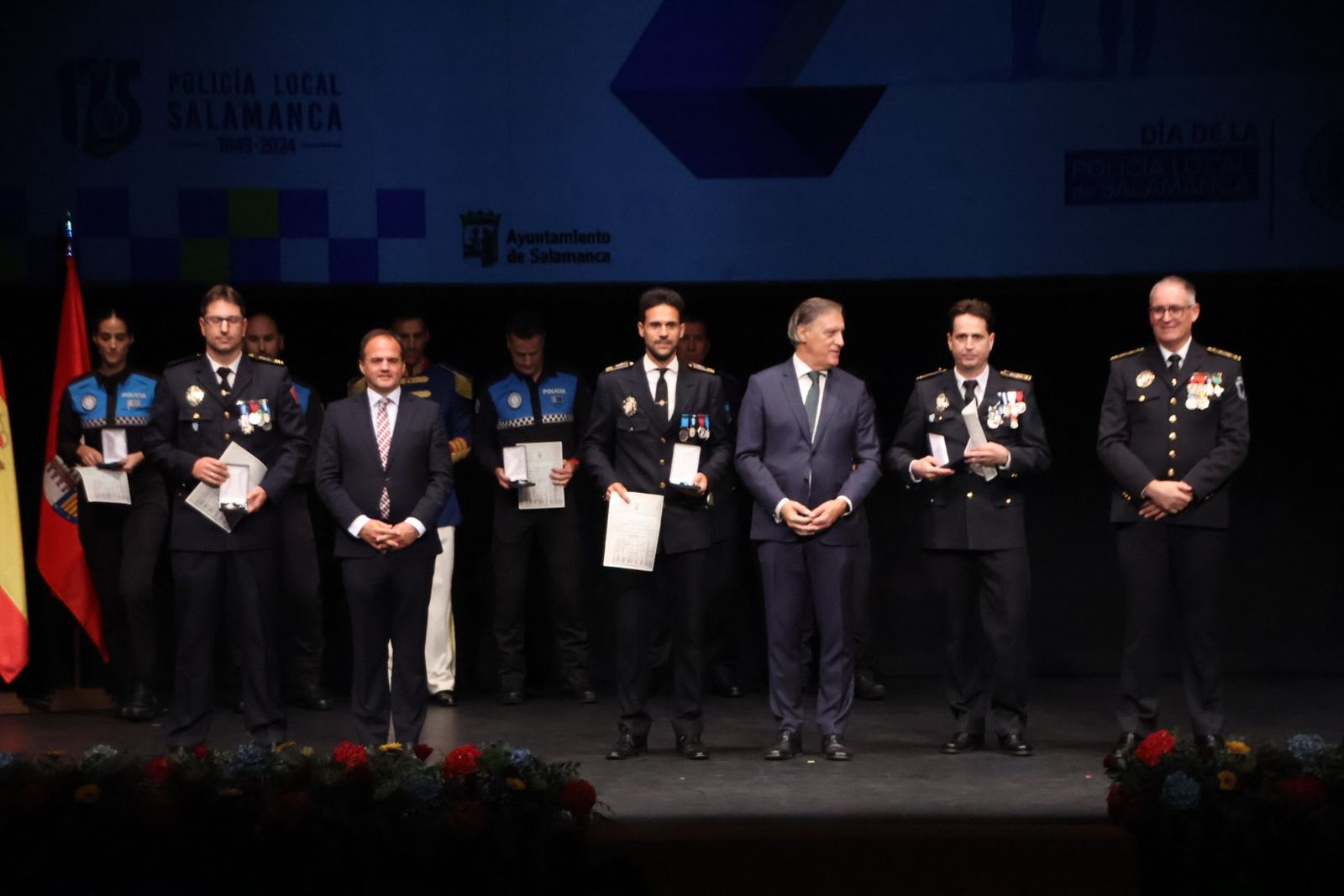 Día de la Policía Local en el Teatro Liceo