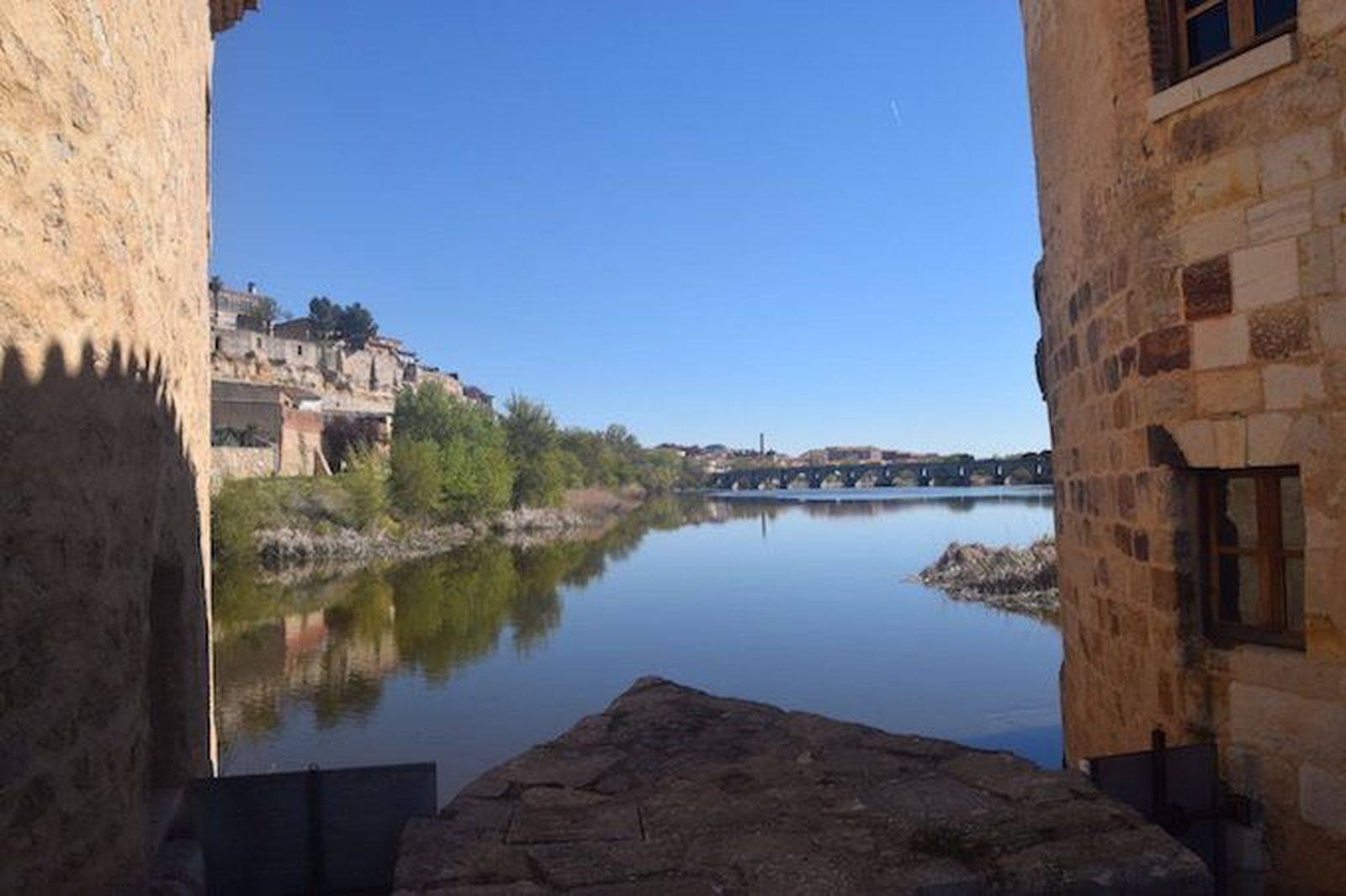 Guarido insiste el que el Ayuntamiento no tiene medios para acometer la limpieza del Duero