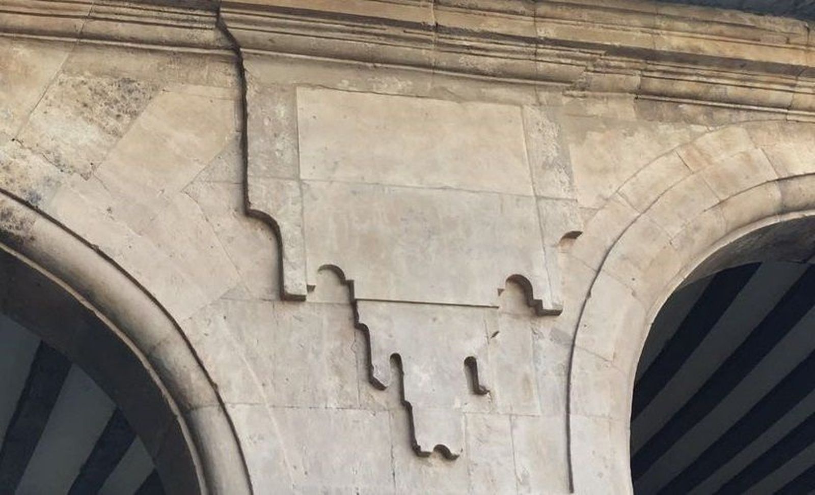 Un concurso nacional decidirá la efigie para el nuevo medallón de Alfonso IX de León