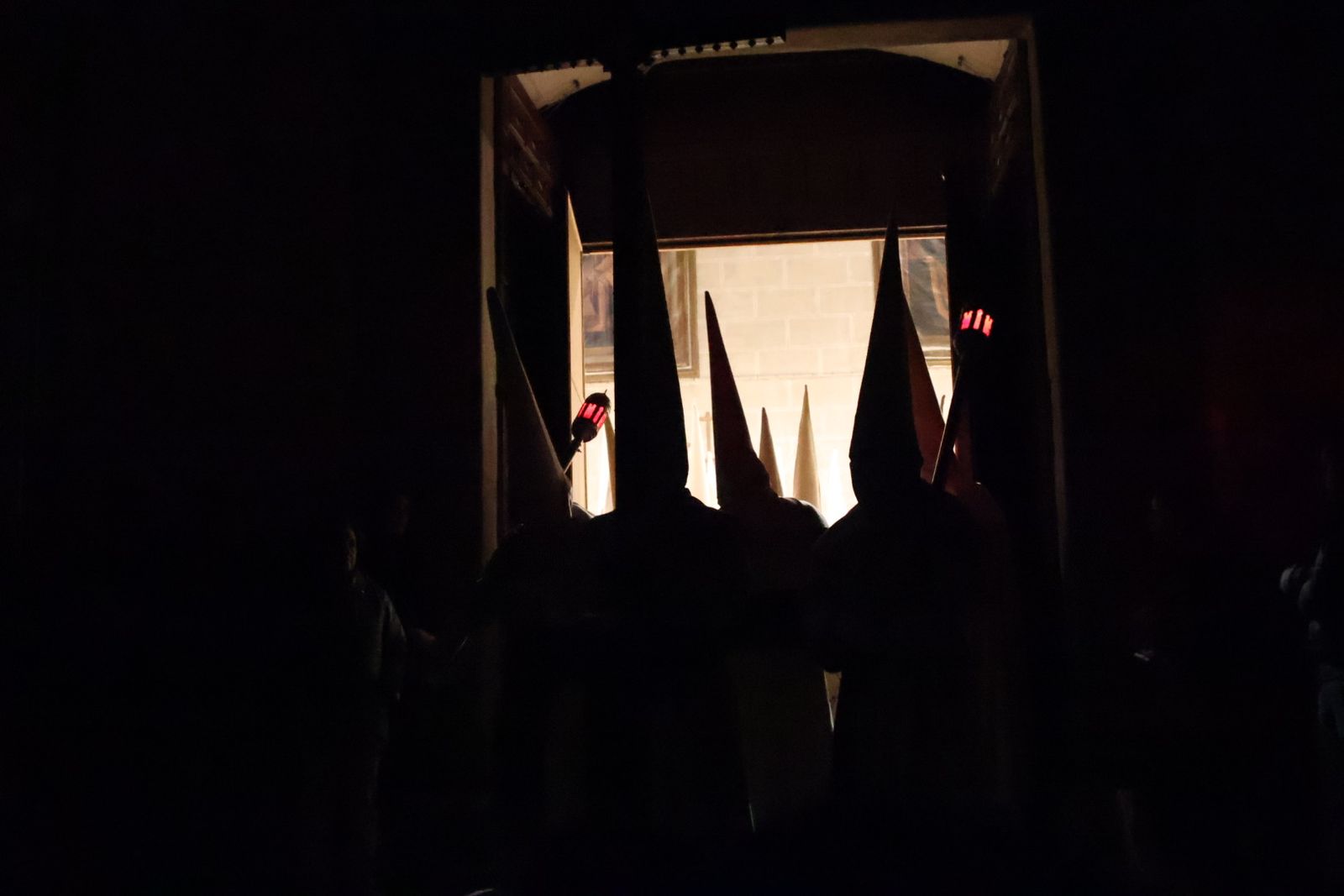 GALERÍA | Revive en imágenes la procesión de Jesús Yacente