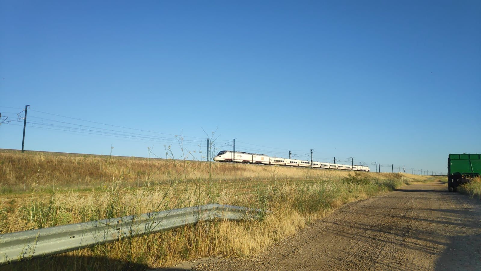 Imagen del tren detenido